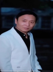 祁隆